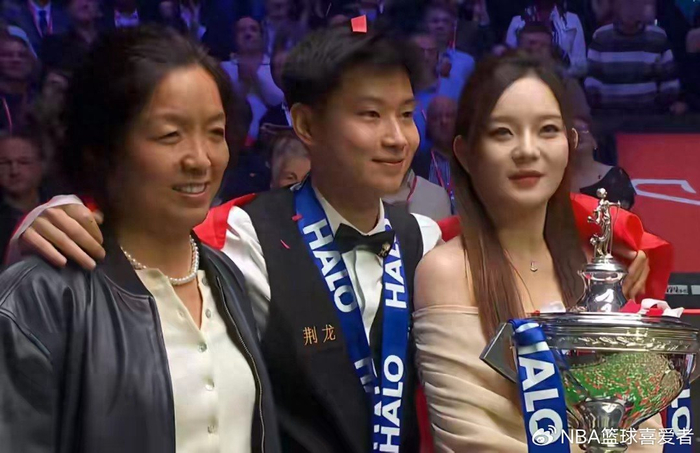 好博体育下载-黑球一哆嗦，冠军气质漏了气？赵心童的“大心脏”真学不来|吴宜泽|天才少年|学费|球员|丁俊晖_新浪体育_新浪新闻