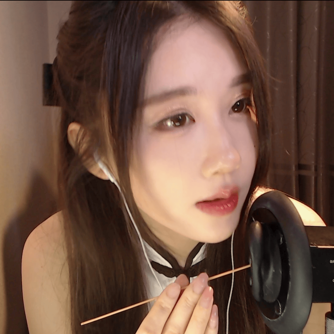 好博体育-【助眠福利】今晚悄悄跟你说~戴上耳机一起来听吧~